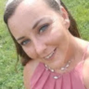 Meet your Posher, Leigh